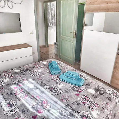 Casa Vacanze La Maddalena Holiday home *